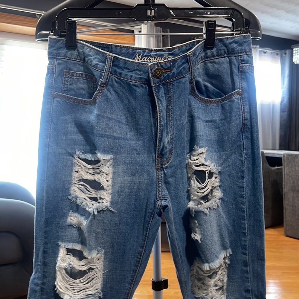 Distressed Jeans - Picture 2 of 4